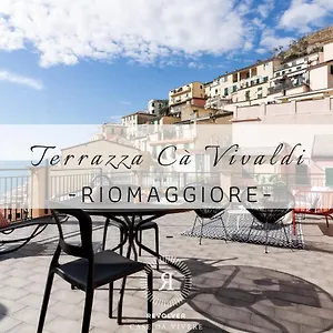 Ca Vivaldi Penthouse 5terreparco , Riomaggiore Italy