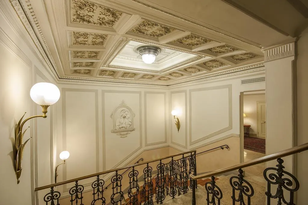 Hotel Corona D'Oro 1890 Bologna